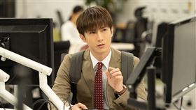 阿本參與拍攝日本BL劇《霸道黑幫與膽小社畜-超越國界的愛-》。（圖／mov提供）