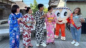 藍藍（左起）、楊繡惠、阿翔、張文綺跟來賓互動。（圖／民視提供）