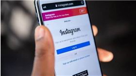 澳洲政府將立法禁止16歲以下的兒童使用社群媒體。（示意圖／Pixabay）