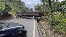 機具,砂石車,事故,道路,台南,高雄市