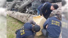 ▲保七總隊第四大隊成立專案小組追查山老鼠主嫌，以棉紙拓模及現場物證追諿到魏男並依《森林法》送辦。（圖／翻攝畫面）