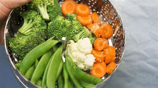 女主管退休養生「每天吃菜」營養師卻搖頭