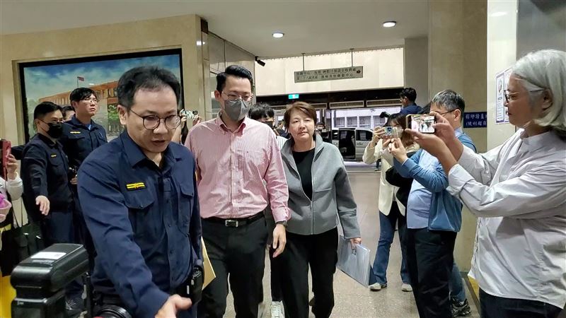 廉政署約談黃珊珊　訊後移送北檢複訊