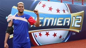 12強古巴隊火球男馬蒂內茲將扛終結者世界12強棒球賽古巴隊9日在台北天母棒球場練球，古巴陣中火球男不少，本季日職中央聯盟救援王、效力中日龍隊的投手馬蒂內茲（Raidel Martinez）（圖）將擔任終結者角色。中央社記者張新偉攝  113年11月9日