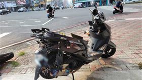 車禍,民族陸橋,右轉,廂型車,機車