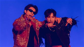 D&E出意外　銀赫胯下褲檔破大洞嚇慘急遮