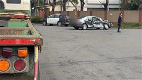 車禍,小港區,聯結車,自小客