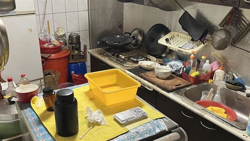 無業男大量收購感冒藥 躲廚房煉安毒原料