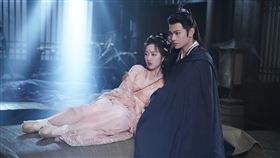 《長樂曲》丁禹兮（右）甜戀10歲年下鄧恩熙。（圖／愛爾達電視提供）