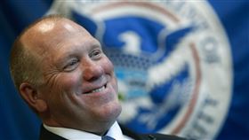 川普再度延攬強硬派移民官員霍曼加入即將推動新政的內閣。（圖／美聯社／達志影像）