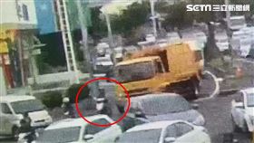 垃圾車,內輪差,右轉,機車,車禍,彰化（圖／翻攝畫面）