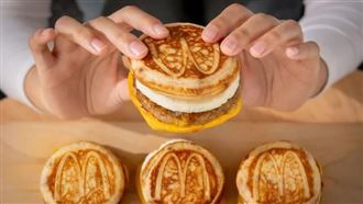 麥當勞鬆餅堡熱銷　醫師：熱量大爆表