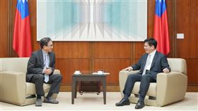 林佳龍接待前日本駐中國大使垂秀夫（圖／翻攝自林佳龍臉書）