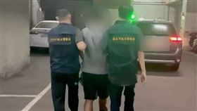 嘉義市一名陳姓員警因臉部有施毒產生的痘瘡、上班精神委靡，檢警調查後執行搜索，於陳員的辦公室及住處第三級毒品依托咪脂（喪屍煙彈），另查獲陳員涉嫌詐欺、偽造文書等不法事證，檢方複訊後向法院聲押陳員獲准。