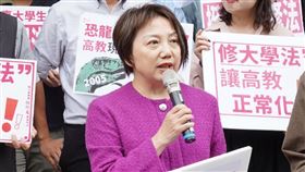 范雲：教育部應盡速修正大學法，挽回現在如同侏儸紀的大學校園。（圖／翻攝自范雲臉書）