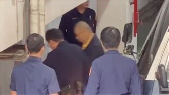 柯文哲剃光頭！王世堅笑了：對家庭的懺悔