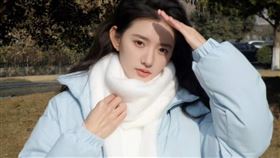 張婉瑩是中國知名編劇于正新簽約的新人。（圖／翻攝自張婉瑩微博）