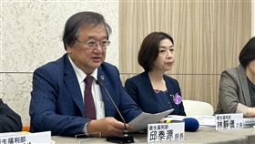 波波醫爭議，衛福部長邱泰源親上火線4點回應。（圖／記者簡浩正攝影）