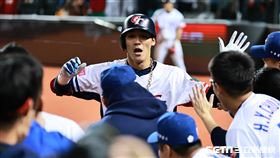 ▲世界12強棒球錦標賽，台灣隊左外野手陳晨威炸裂滿貫砲。（圖／記者劉彥池攝影）