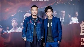 《餘燼》導演鍾孟宏率領演員莫子儀、劉冠廷、陳以文、李銘忠、侯彥西、小薰（黃瀞怡）。（圖／本地風光提供）