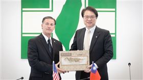 前美軍印太司令率團拜會民進黨！台美國安人才交流　強化防衛韌性（圖／民進黨提供）