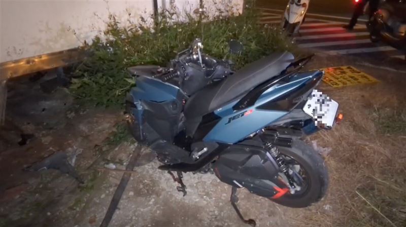 勤益男大生閃貓摔車亡！ 校方頒修業證書