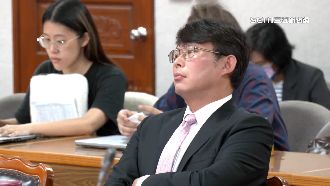 柯指示「團進團出」？黃國昌挨批假傳聖旨