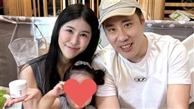 余祥銓、柔柔、小元寶。（圖／翻攝自余祥銓臉書）