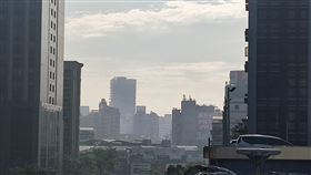 雙北市,桃園市,霧濛濛,PM2.5,背風渦旋,記者莊淇鈞攝影