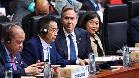 APEC雙部長會議 戴琪、布林肯出席2024亞太經濟合作會議APEC年會在秘魯利馬登場，當地時間14日上午APEC雙部長會議開幕，美國國務卿布林肯（Antony Blinken）（左3）、美國貿易代表戴琪（Katherine Chi Tai）（左4）出席。中央社記者翁睿坤利馬攝  113年11月14日