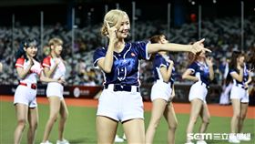 ▲世界12強棒球錦標賽台多大戰，CT AMAZE賽前熱舞。（圖／記者劉彥池攝影）