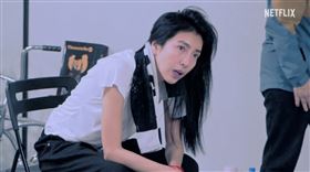 謝盈萱、楊謹華、陳庭妮、謝瓊煖、曾莞婷、林廷憶組成「親愛的導演女團」。（圖／Netflix提供）