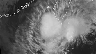 天兔「爛成一團」！專家：恐撐不到登陸