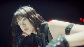 《影后》林廷憶飾演的「史艾瑪」表面清純無害，但背後卻是未達目的不擇手段的綠茶。（圖／netflix）