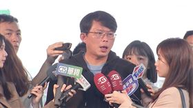 ▲黃國昌出席「植植走大遊行 出來拚蔬贏」遊行