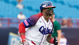 古巴隊德瑞克（Yadir Drake）敲出逆轉戰局的關鍵三分砲，幫助球隊搶下勝利。（圖／WBSC提供）