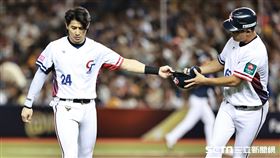 ▲世界12強棒球錦標賽，台灣隊長陳傑憲敲出全隊首安，可惜成為殘壘。（圖／記者劉彥池攝影）