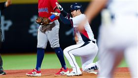 韓國隊克服最多6分落後，在第6局、第8局灌進9分，演出驚天逆轉秀，也將多明尼加淘汰。（圖／WBSC提供）