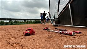 美國加州青棒與台灣小超人／記者張雅筑攝