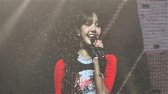 Lisa見面會出狀況　唱一半急喊卡原因曝光