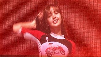 Lisa在高雄「獻出第一次」羞認媽媽同意了