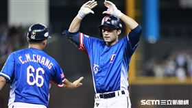 ▲世界12強棒球錦標賽，台灣隊三壘手潘傑楷敲出安打。（圖／記者劉彥池攝影）