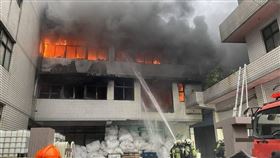  春日路,火警,石化,工廠,桃園（圖／翻攝畫面）