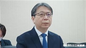 國安局長蔡明彥今（18）日應邀赴外交及國防委員會就「AI技術在資安、深偽（Deepfake）影片及錯假訊息之影響評估及因應」行報告及備詢。（圖／記者盧素梅攝影)