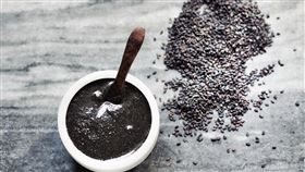 黑芝麻(圖/pixabay)