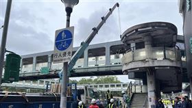 和平新生天橋　（圖／翻攝自自臉書＠守護和平新生天橋）