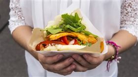 委內瑞拉玉米餅。(圖/翻攝BBC中文網)