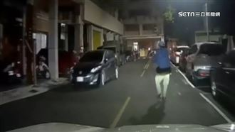 高雄傳槍響！警察圍捕詐團開2槍　1人在逃