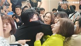 立法院內政委員會今（20）日排審選罷法修正草案爆發藍綠衝突。（圖／記者盧素梅攝影)