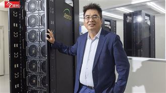 一場生死車禍成創業契機　雙鴻董座：後面有隻狼，不努力會死